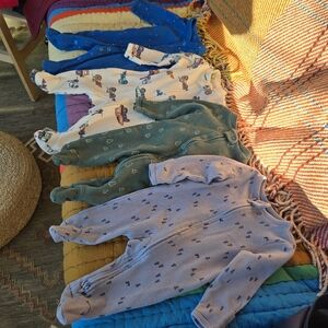 Carter's 3m onesies footies - set of 4